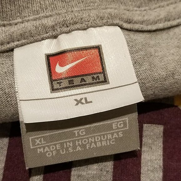 Vintage Minnesota Golden Gophers Show Your True Colors Nike Team T-Shirt XL Mens - Picture 8 of 10